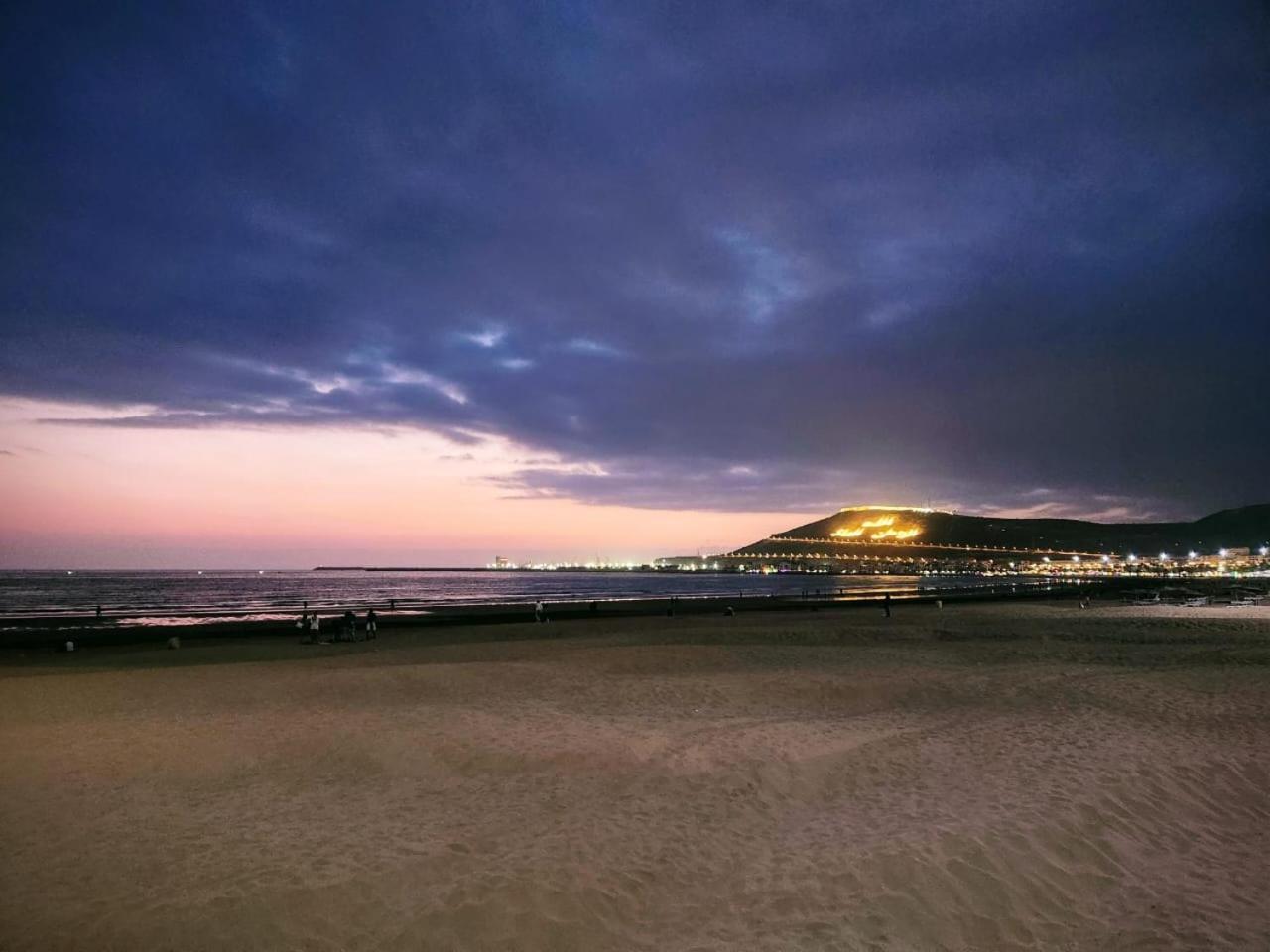 Appartement sympa à 10 min de la plage Agadir Esterno foto